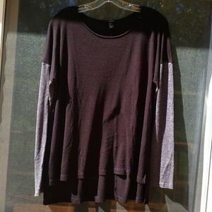 Forever 21 hi lo vented tee